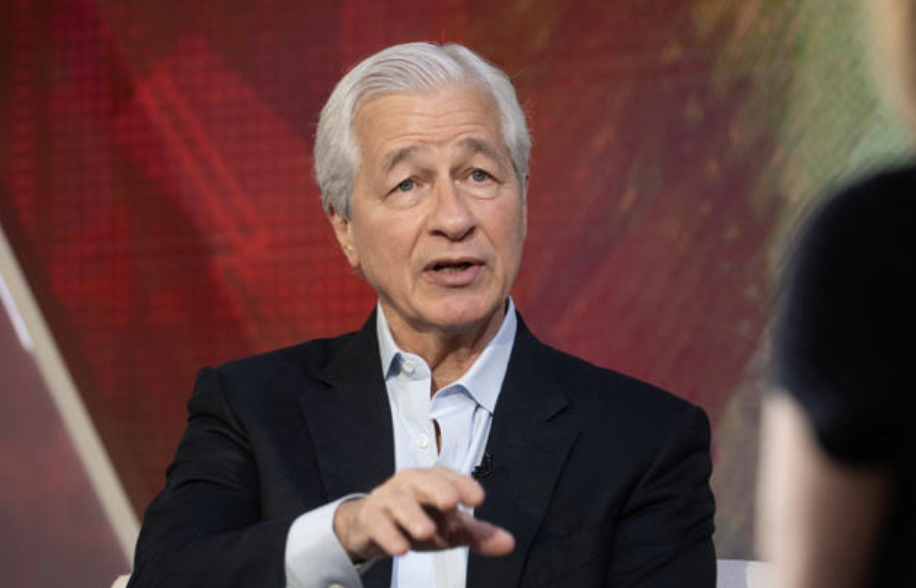 4,000 家業者被 FED 逼走！摩根大通 Dimon：全美 80% 房貸業務流往非銀行機構，監管方向不明